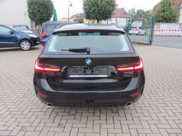 BMW 320d Touring Advantage 140 kW image number 6