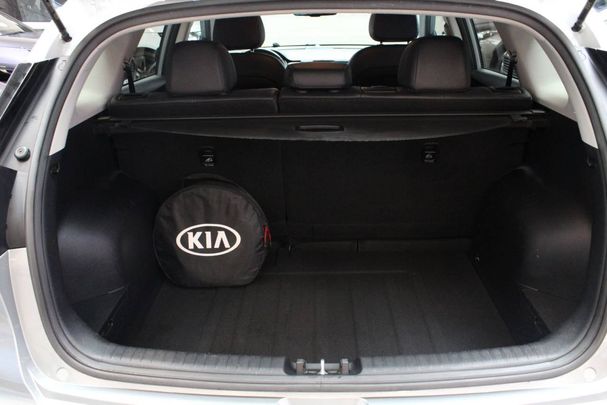 Kia Niro e 64 kWh 150 kW image number 7