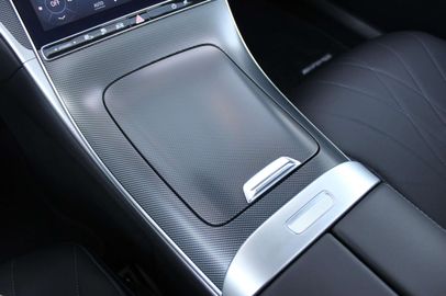 Car image 37