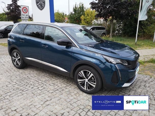 Peugeot 5008 BlueHDi 130 Allure 96 kW image number 2