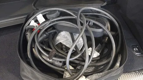 Car image 32