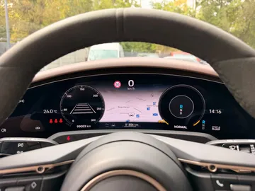 Car image 33
