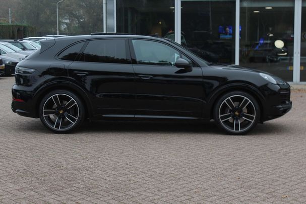 Porsche Cayenne E-Hybrid 340 kW image number 2