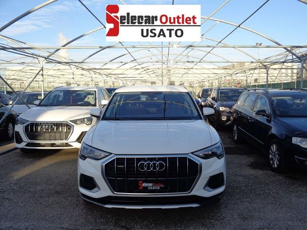 Audi Q3 35 TDI quattro S tronic Advanced Business 110 kW image number 2