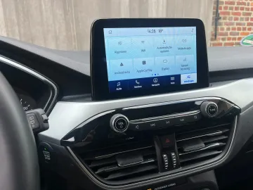 Car image 41