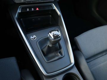 Car image 41