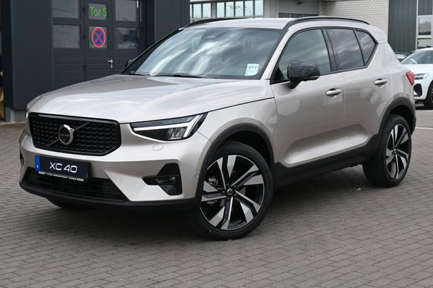 Volvo XC40 B4 Plus Dark DKG 145 kW image number 1