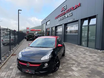 Car image 1