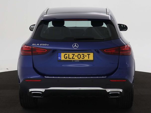 Mercedes-Benz GLA 250 e 160 kW image number 28