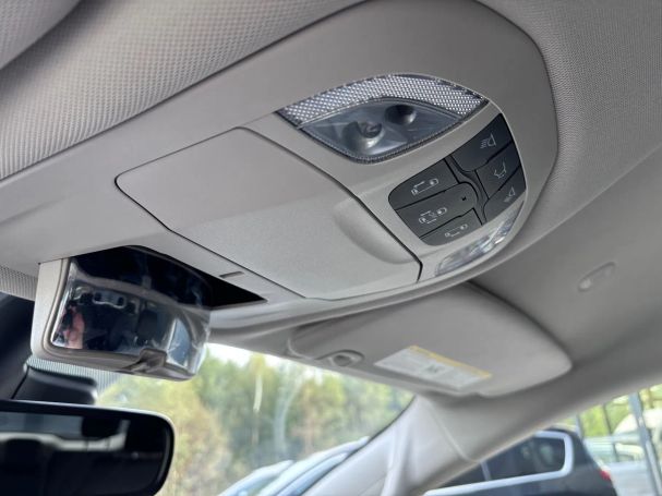 Chrysler Pacifica 209 kW image number 31