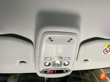Car image 33