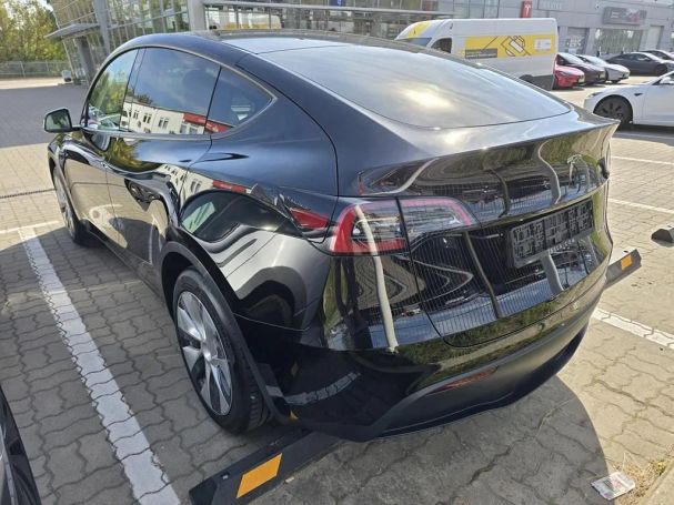 Tesla Model Y Long Range AWD 378 kW image number 6