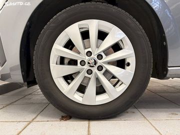 Car image 35