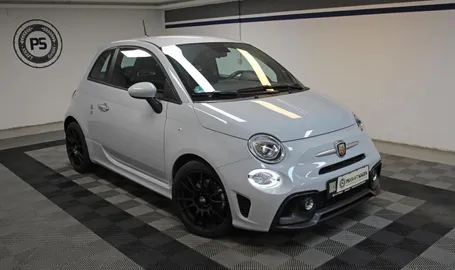 Car image 2
