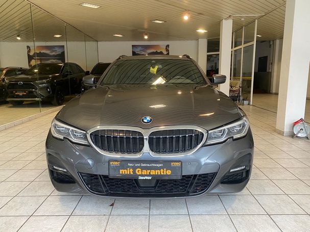 BMW 330d Touring M Sport 195 kW image number 3