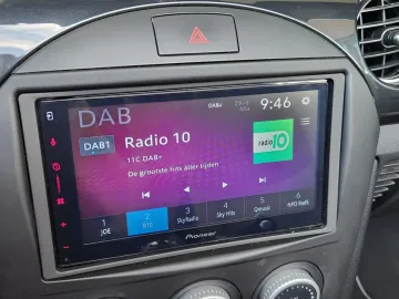 Car image 28