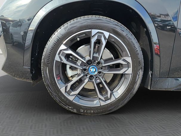 BMW iX1 xDrive M Sport 230 kW image number 16