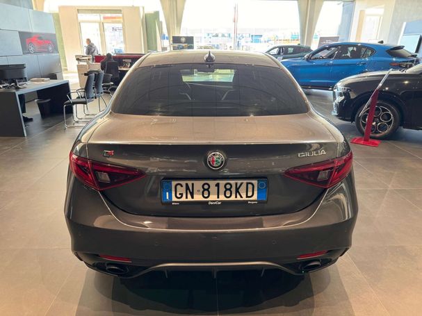 Alfa Romeo Giulia 2.2 Veloce Ti 154 kW image number 6