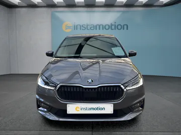 Car image 3