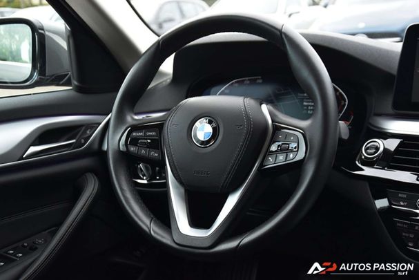 BMW 520i Touring 120 kW image number 26