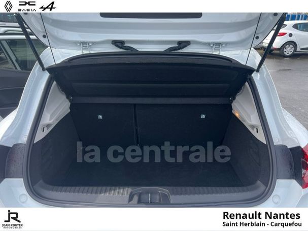 Renault Clio TCe 90 66 kW image number 17