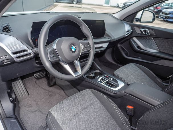 BMW 120i M Sport 125 kW image number 5