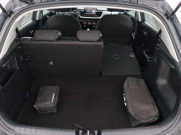 Car image 37