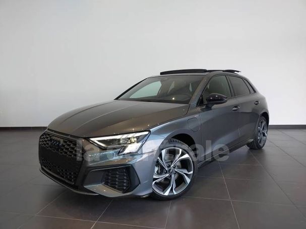 Audi A3 40 TFSIe S tronic S-line Sportback 150 kW image number 1