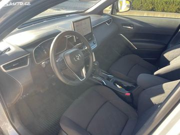 Car image 14