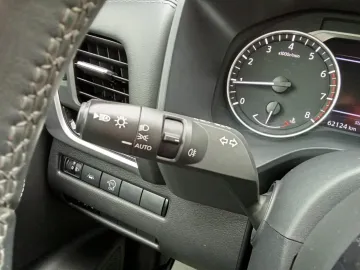 Car image 39