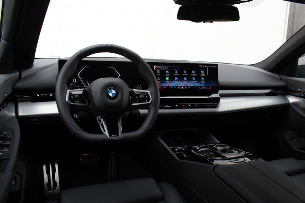 BMW 520i 140 kW image number 6