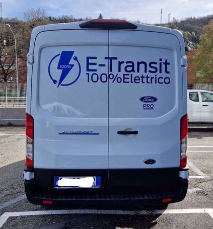 Ford E-Transit 350 Trend 135 kW image number 6