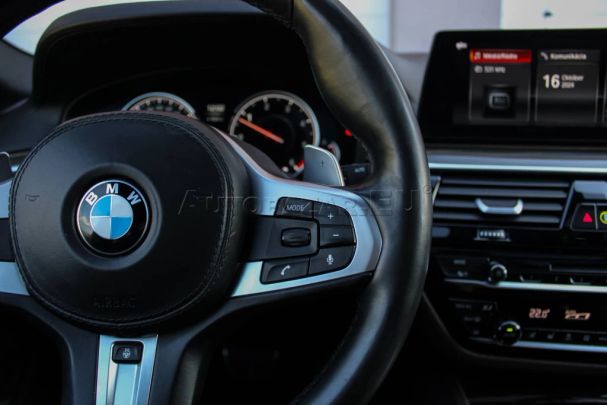 BMW 540d Touring xDrive 235 kW image number 23