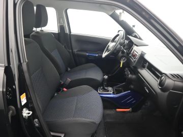 Car image 30