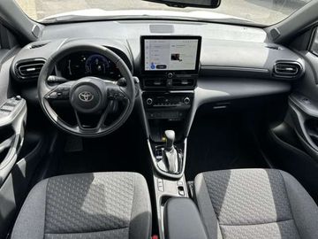 Car image 10