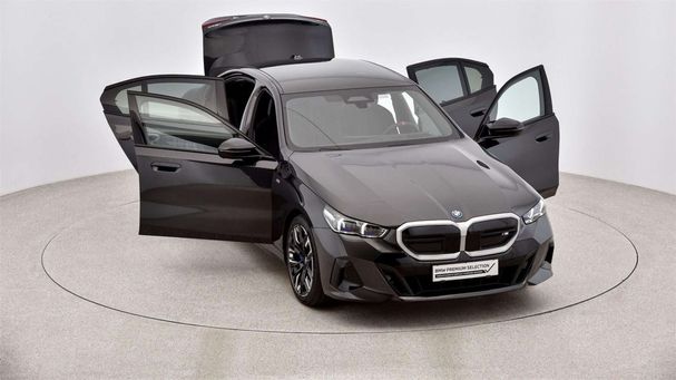 BMW i5 M60 xDrive 442 kW image number 28