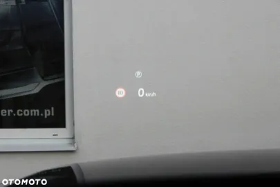 Car image 39
