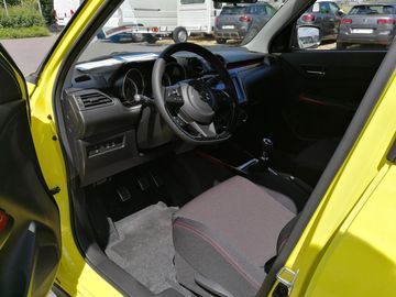 Car image 10