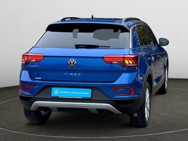 Volkswagen T-Roc 1.0 TSI T-Roc 81 kW image number 2