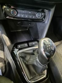 Car image 38