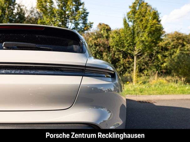 Porsche Taycan Sport Turismo 320 kW image number 17