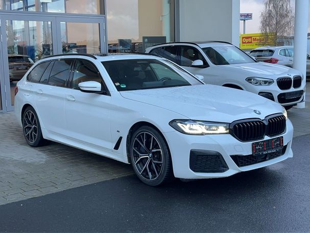 BMW 530d Touring M Sportpaket xDrive 210 kW image number 2