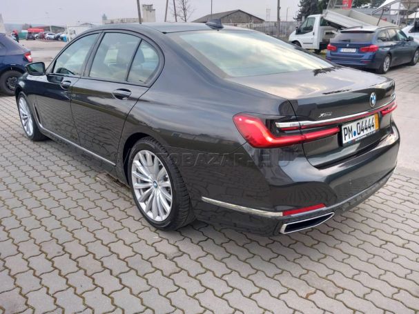 BMW 730d xDrive 210 kW image number 6