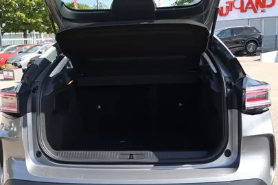 Car image 29