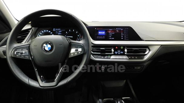 BMW 118i 103 kW image number 3