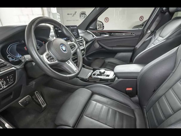 BMW iX3 Impressive 210 kW image number 4