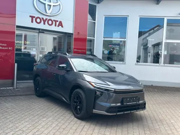 Car image 3
