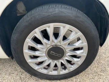 Car image 28