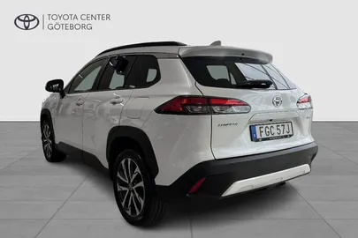 Car image 4