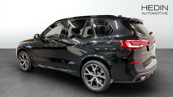 BMW X5 45e xDrive 290 kW image number 2